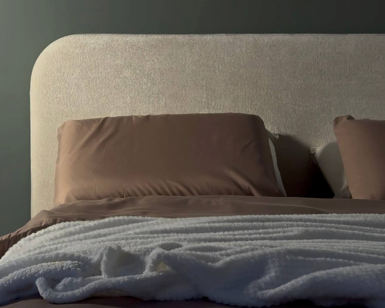 Севилья: нежность и комфорт для вашей спальни