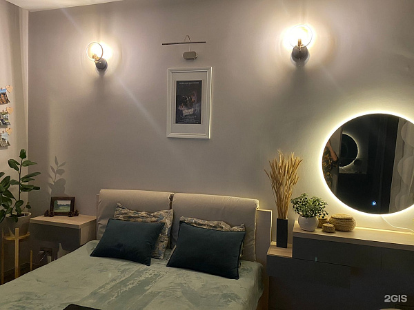 Кровать Фрия с подушками